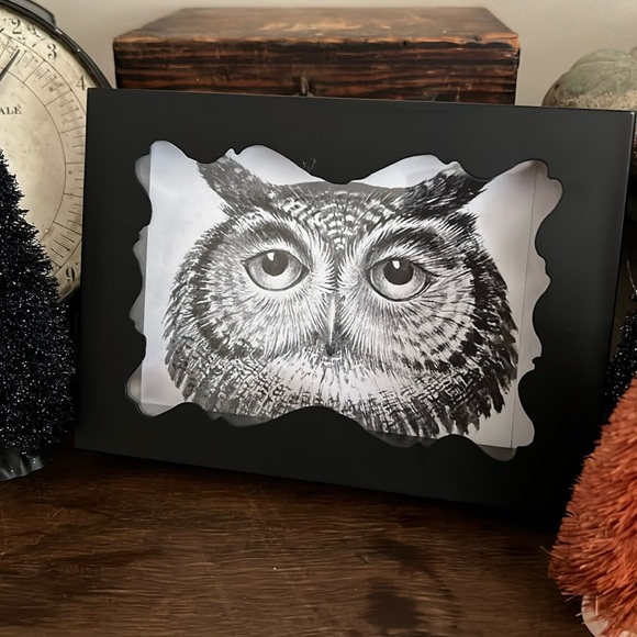 Easel Style Shadow Box Frame - Picture 3 of 9